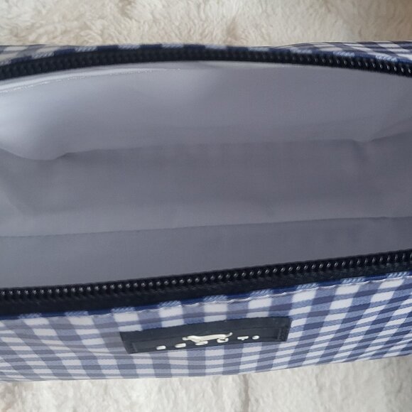 NWT - SCOUT Packin' Heat Makeup Bag /Navy Gingham - Picture 4 of 6
